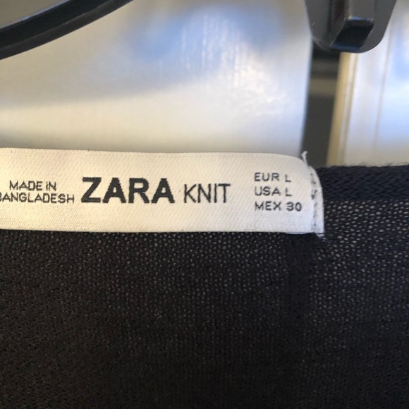 Zara Black Boxy knit top with flounce hem. - Picture 5 of 6